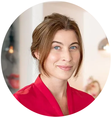 Portrait of Zoe Harris, Receptionist at Dental Studio